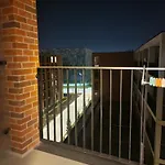 W Krakowie Blisko Dworca Wstwosza Apartmán Krakov