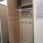 W Krakowie Blisko Dworca Wstwosza Krasków