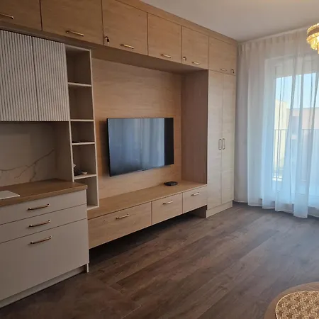 W Krakowie Blisko Dworca Wstwosza * Krasków