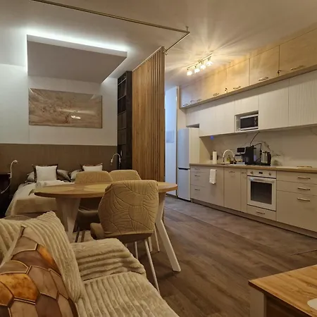 W Krakowie Blisko Dworca Wstwosza Apartmán *